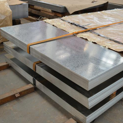 Astm 3 밀리미터 갈바나이징 강철 시트 제로 반짝이는 장식물 600mm-1500mm 폭